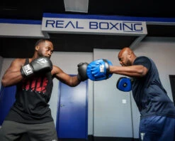 TITLE Boxing Cobra Micro Mitts 3.0 -Top Boxing Store CMPM3BL 2