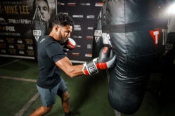 TITLE Boxing Gel Rush Bag Gloves 22 TITLE Boxing Gel Rush Bag Gloves -Top Boxing Store GRSHBGBKGRRD 2