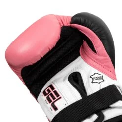 TITLE Boxing Gel Suspense Training Gloves 35 TITLE Boxing Gel Suspense Training Gloves -Top Boxing Store GSTGE PK BK 05