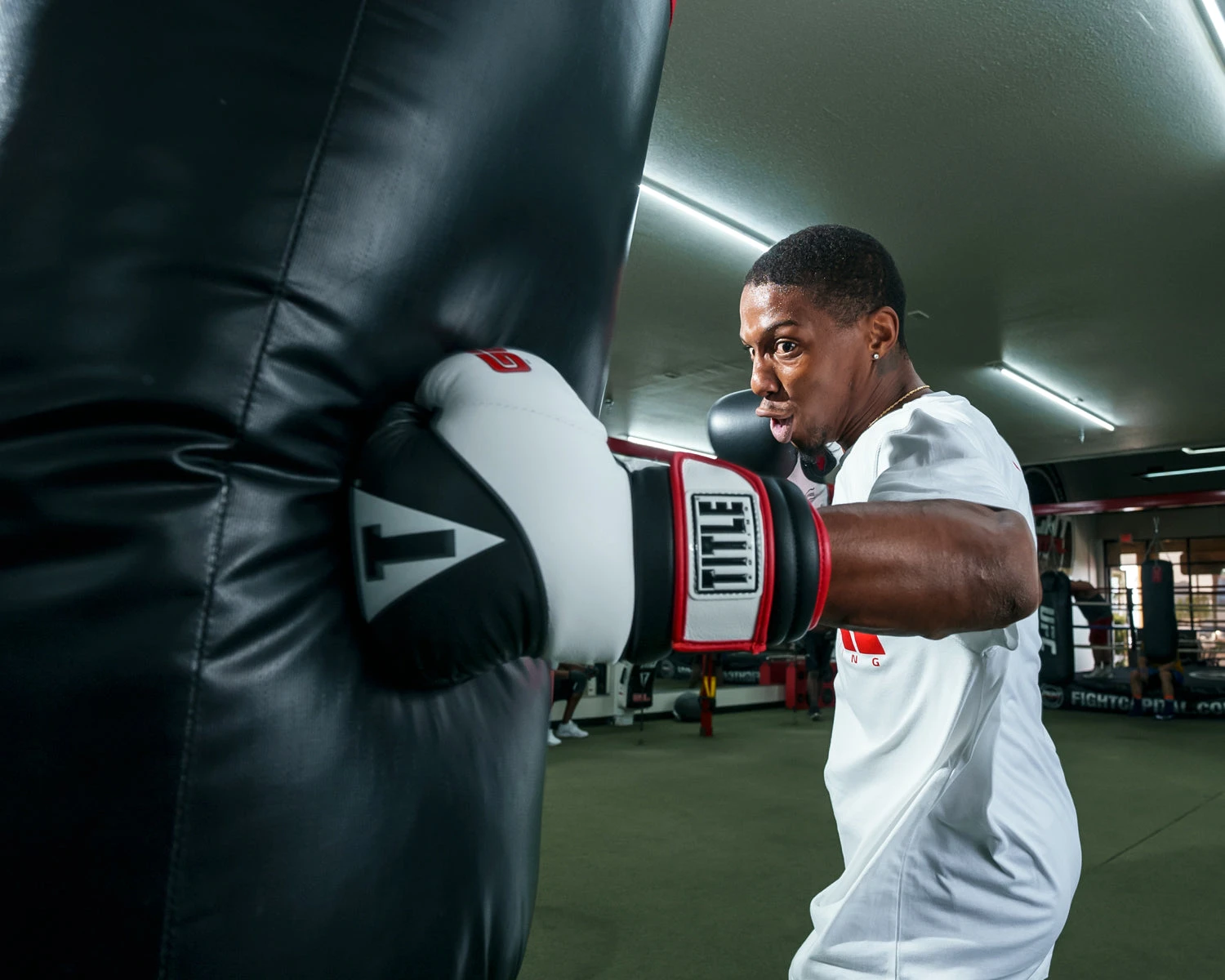 TITLE Boxing Gel Suspense Training Gloves 10 TITLE Boxing Gel Suspense Training Gloves - Image 10