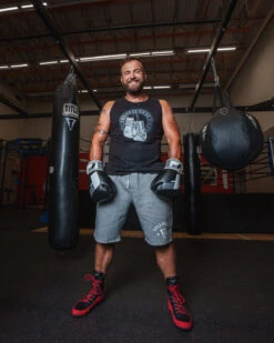 TITLE Boxing Vintage Hanging Gloves Tank -Top Boxing Store LTA7BK 1 54fccf40 7561 4e13 bf05 0e02fad83cf8