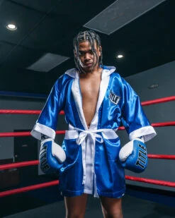 TITLE Boxing Pro Fingertip Robe 2.0 -Top Boxing Store TSRF2BLWH 2
