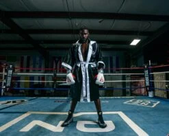 TITLE Boxing Pro Full Length Robe 3.0 -Top Boxing Store TSRFL3BKWH 2