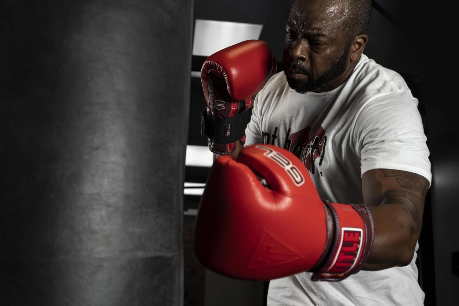 TITLE Boxing All Heart Bag Gloves 2 TITLE Boxing All Heart Bag Gloves - Image 2