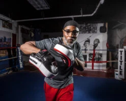 TITLE Boxing Gel Blockade Punch Mitts -Top Boxing Store gcpmc2 bk rd wh 1 6 1 1