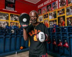 TITLE Boxing Gel World Contoured Punch Mitts -Top Boxing Store gcppm 1 1 3