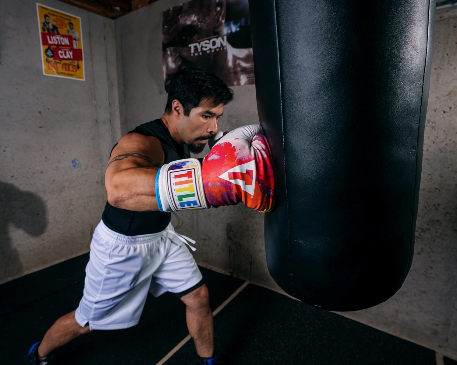 TITLE Boxing Gel World V2T Limited Edition Tie Dye Bag Gloves 7 TITLE Boxing Gel World V2T Limited Edition Tie Dye Bag Gloves - Image 7