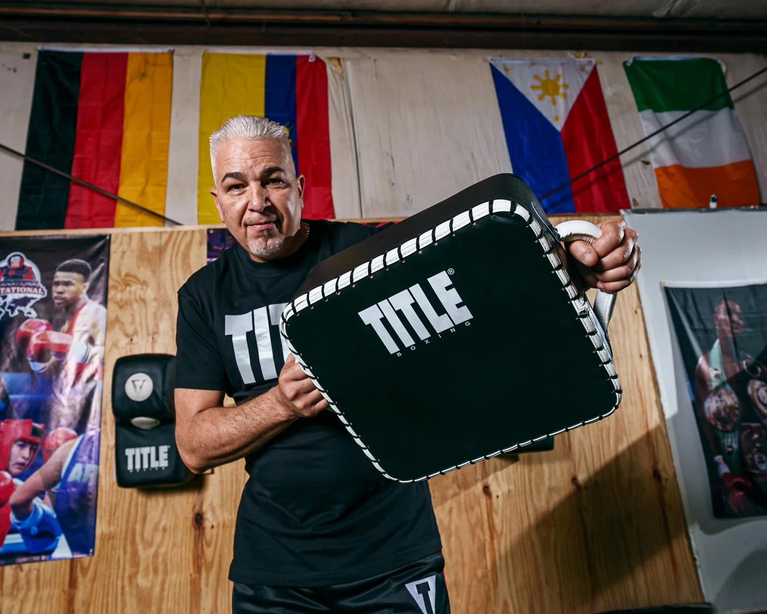 TITLE Boxing Square Punch & Kick Shield 5 TITLE Boxing Square Punch & Kick Shield - Image 5